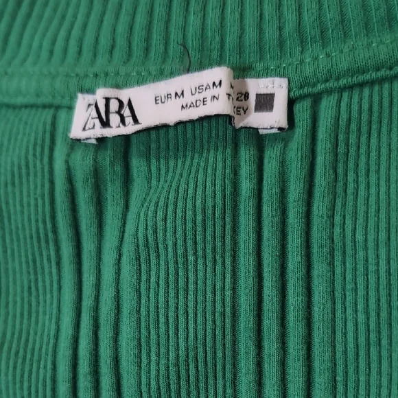 Zara Emerald Ribbed Tank Top - Picture 13 of 13
